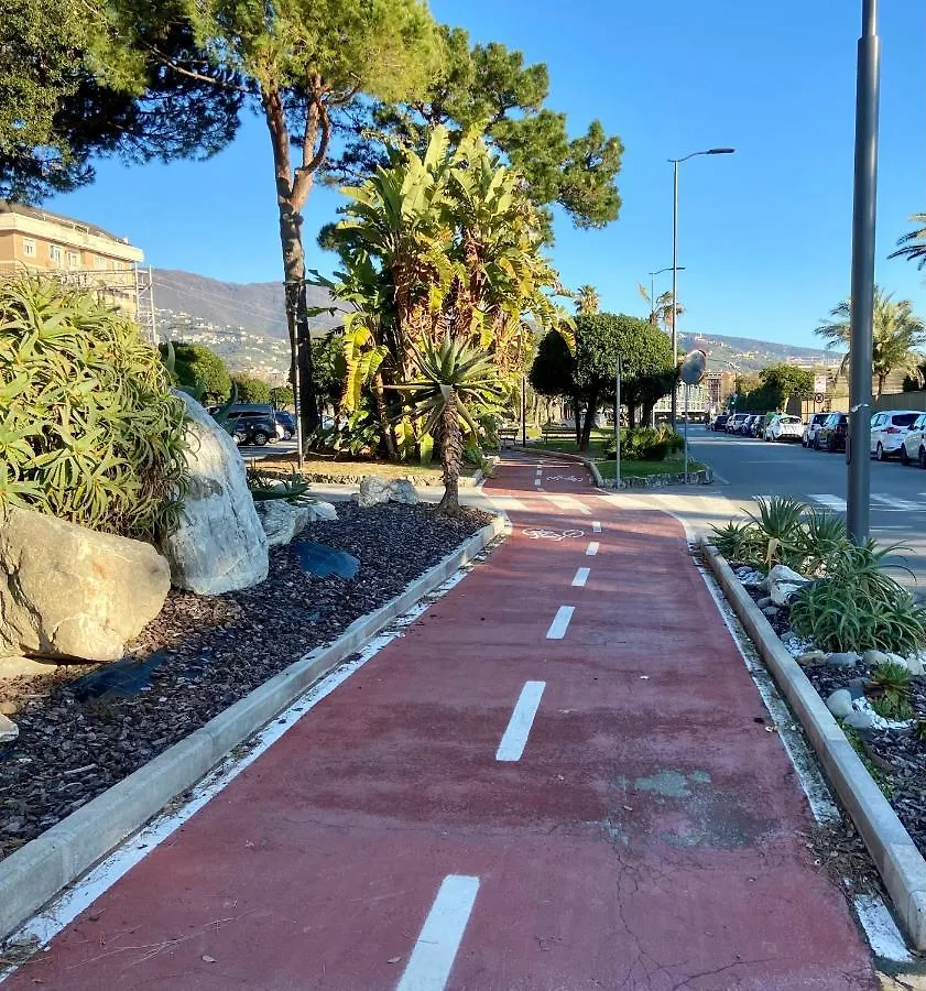 La Tana Dei Buoni Propositi “In Riviera” Apartment Chiavari